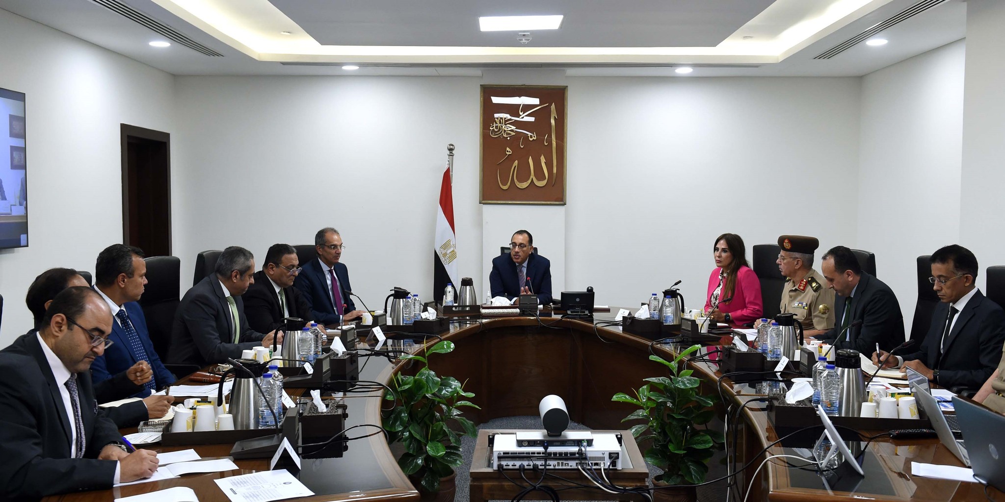 رئيس الوزراء يتابع موقف انتقال الوزارات والجهات الحكومية إلى العاصمة الإدارية