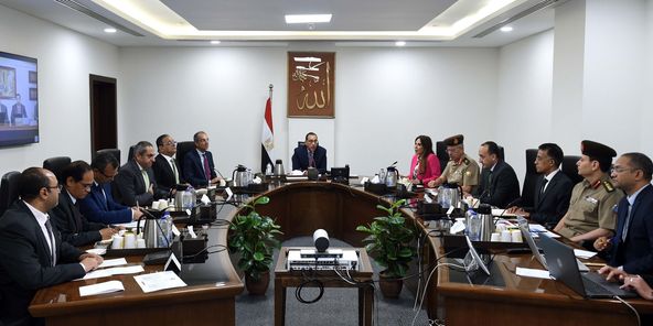 رئيس الوزراء يتابع موقف انتقال الوزارات والجهات الحكومية إلى العاصمة الإدارية