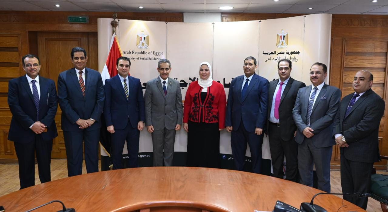 القباج ورحمي يوقعان اتفاق تسوية ودية بين بنك ناصر الاجتماعي