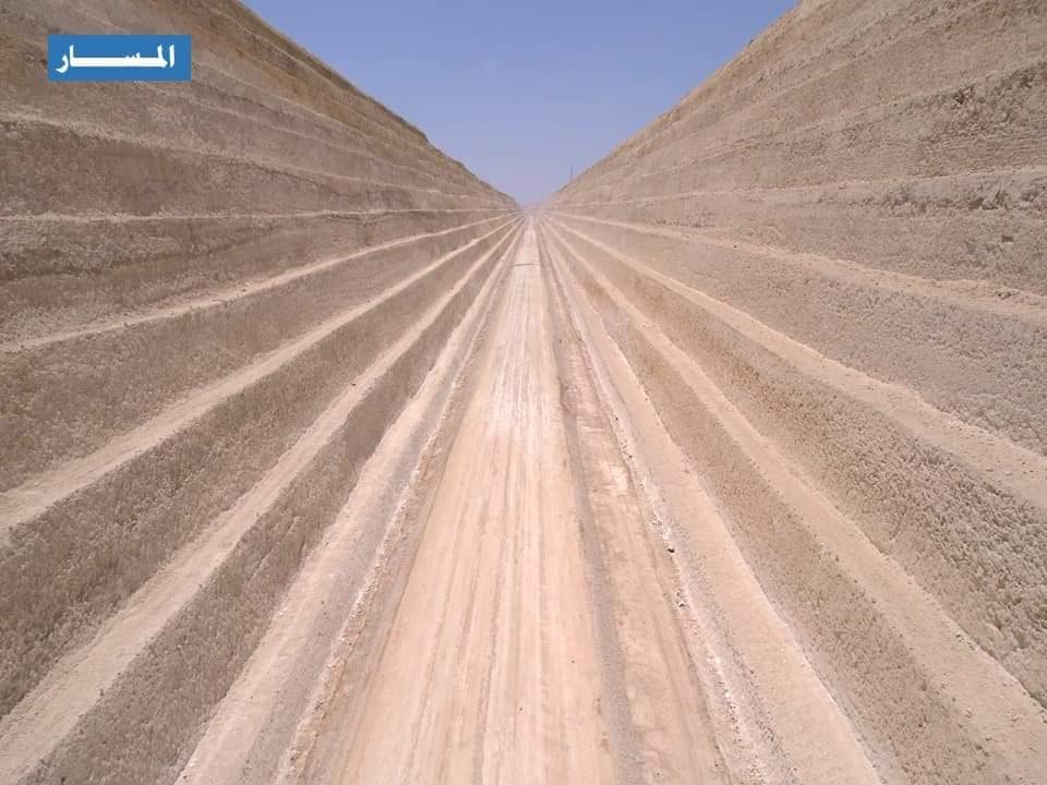 وزير النقل يتفقد مواقع العمل بمشروع الخط الأول من شبكة القطار الكهربائي السريع