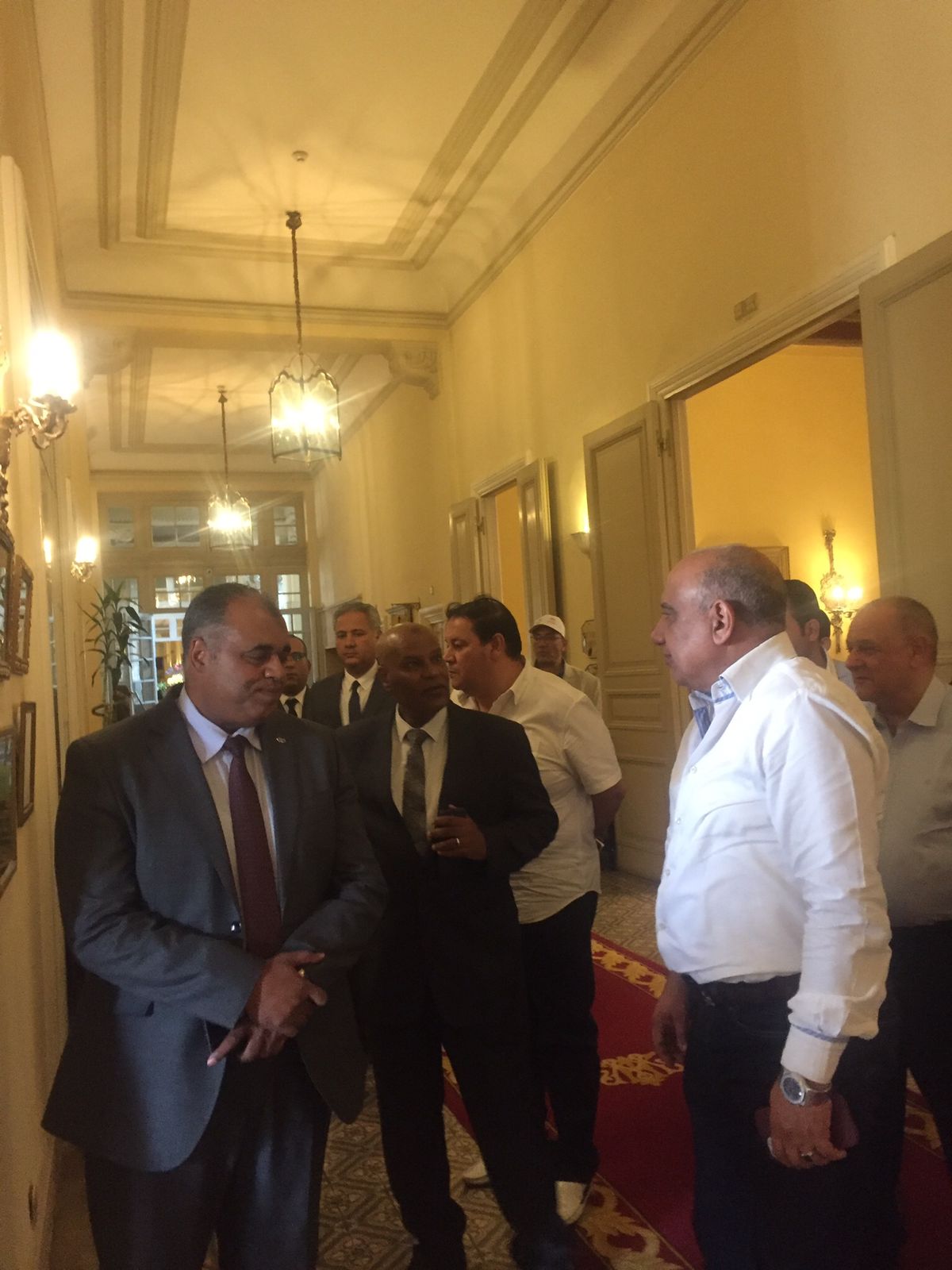 وزير قطاع الأعمال العام يتفقد فندق ونتر بالاس بالأقصر