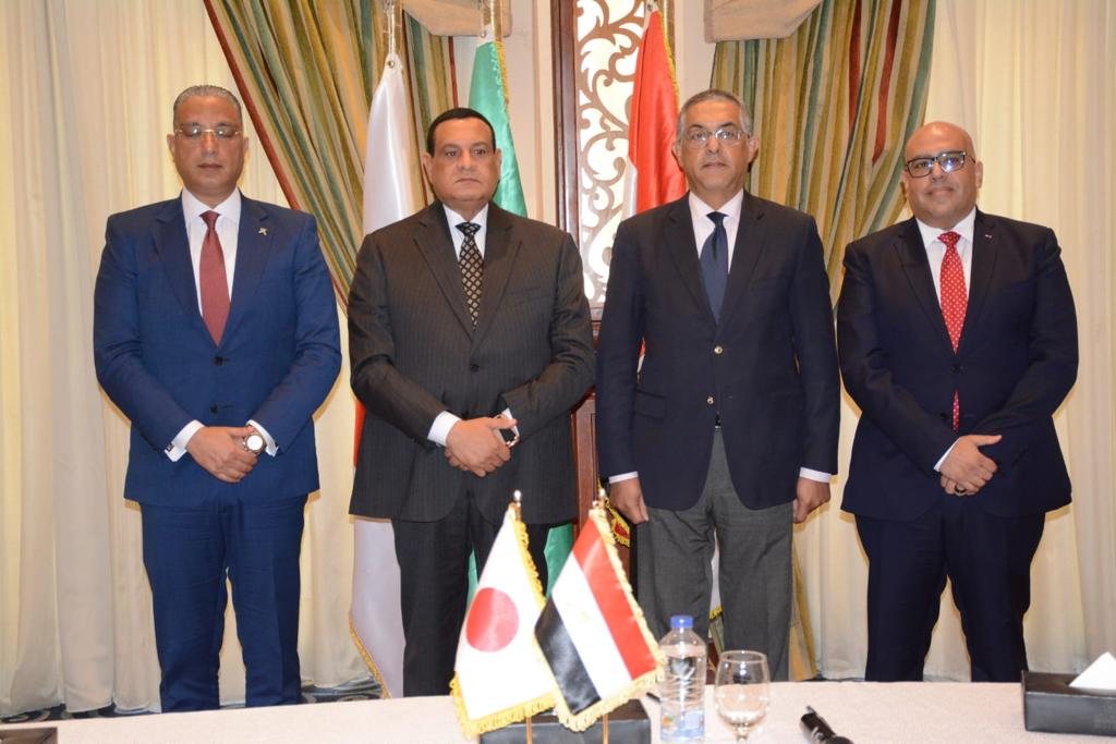 وزير التنمية المحلية يشهد توقيع محافظ الفيوم وشركة �يازاكي� اليابانية