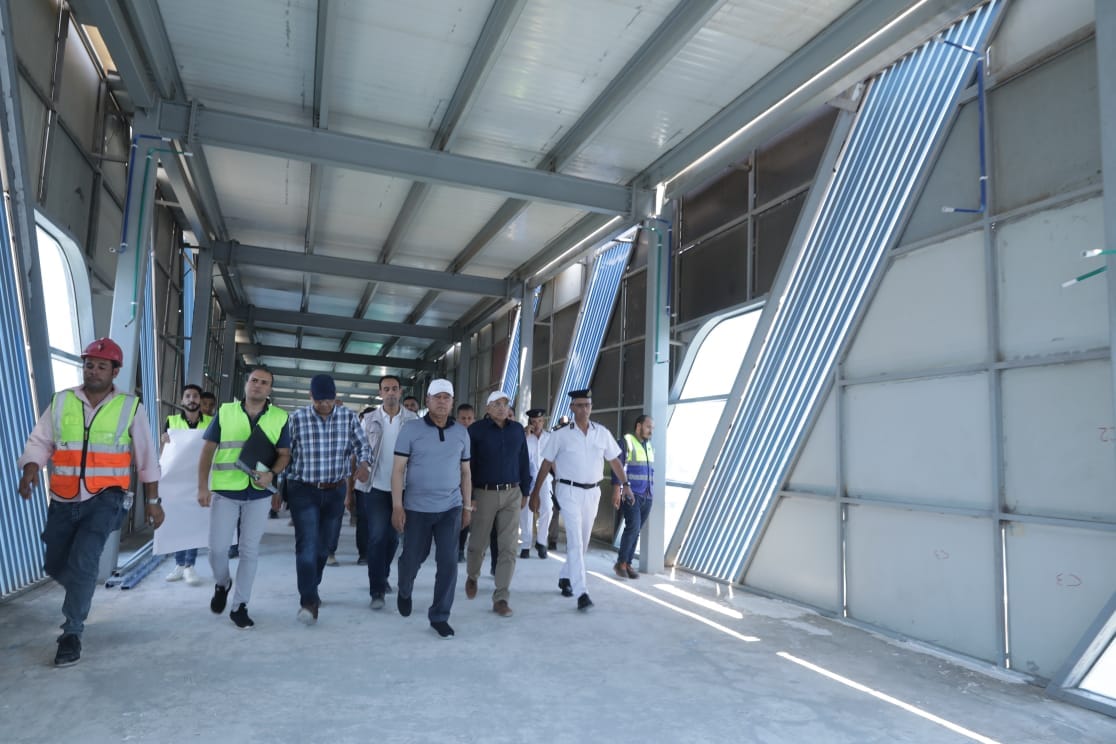 وزير النقل يتفقد مشروع تطوير الطريق الدائري