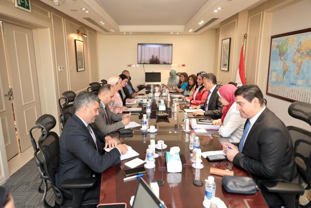 وزيرا السياحة والبيئة يبحثان أنشطة السياحة البيئية داخل المحميات الطبيعية