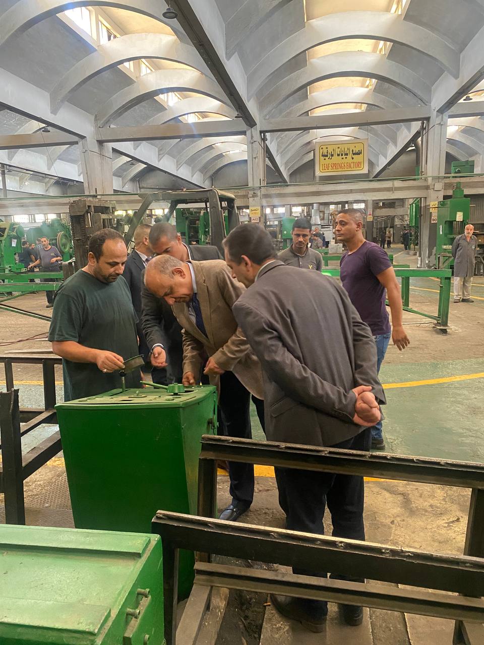 وزير قطاع الأعمال العام يتفقد مصانع شركة اليايات