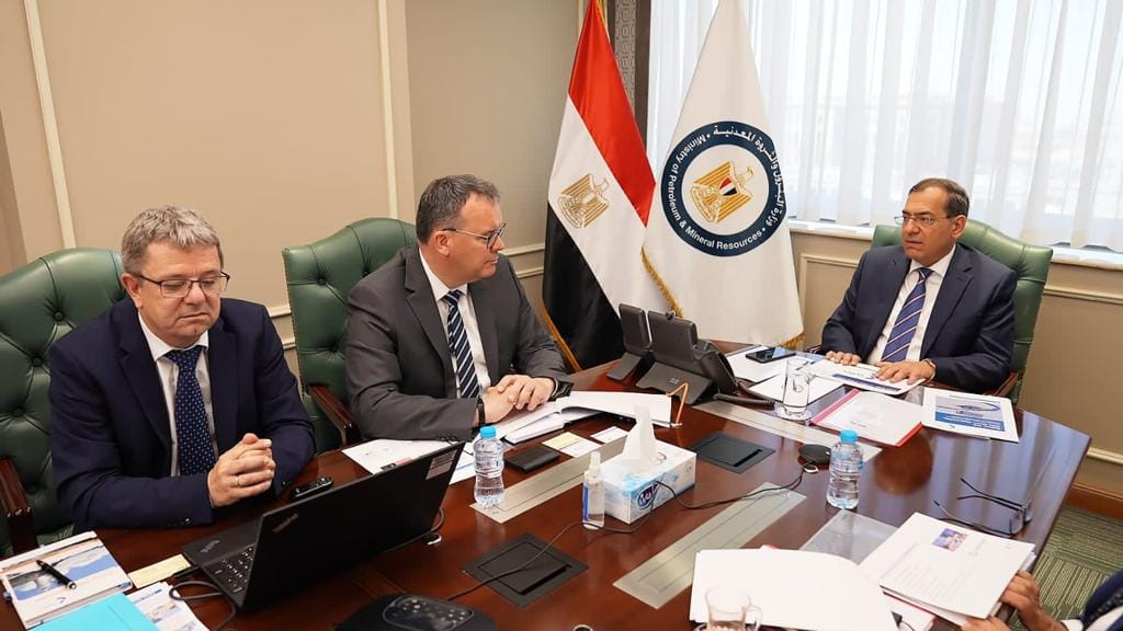 وزير البترول يستقبل رئيس شركة سى واى بلس الألمانية