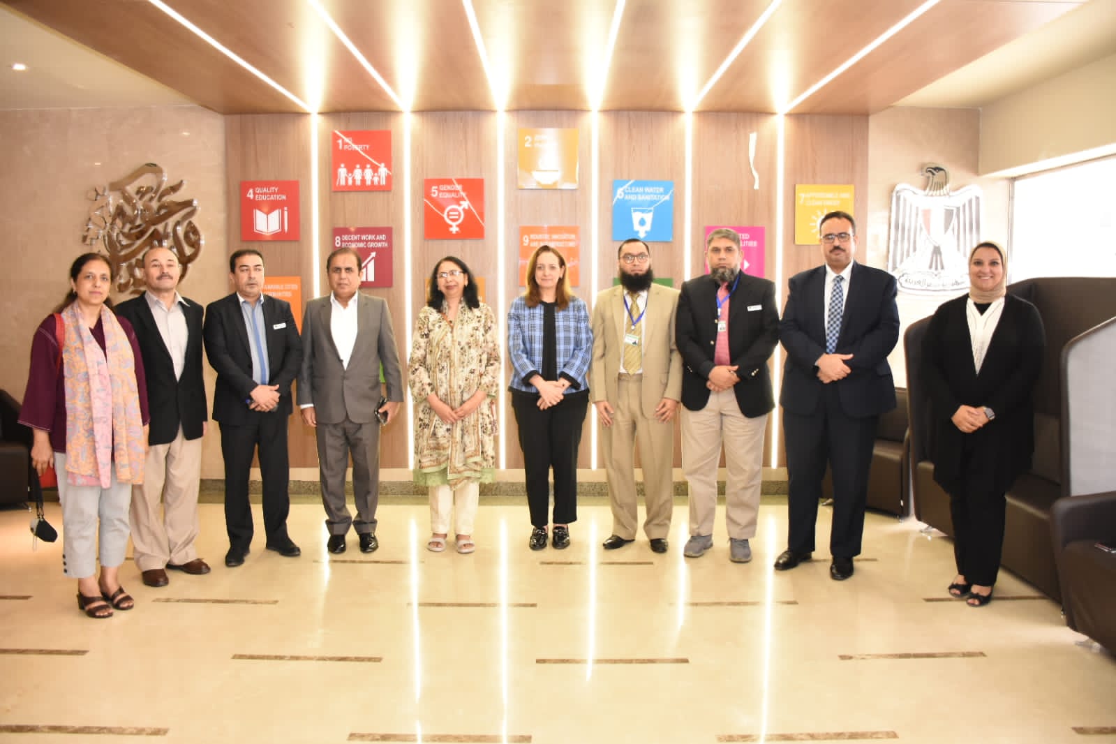 المدير التنفيذي للمعهد القومي للحوكمة تبحث سبل التعاون مع المدرسة الوطنية