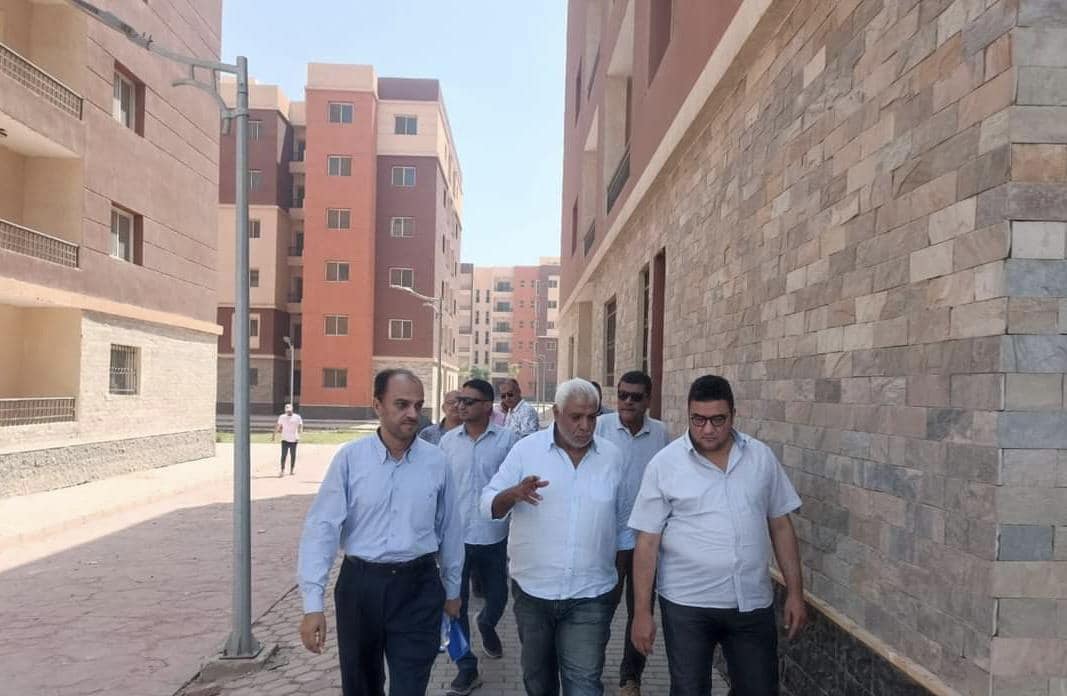 وزير الإسكان يُتابع موقف المرحلة الثانية لعمارات روضة العبور