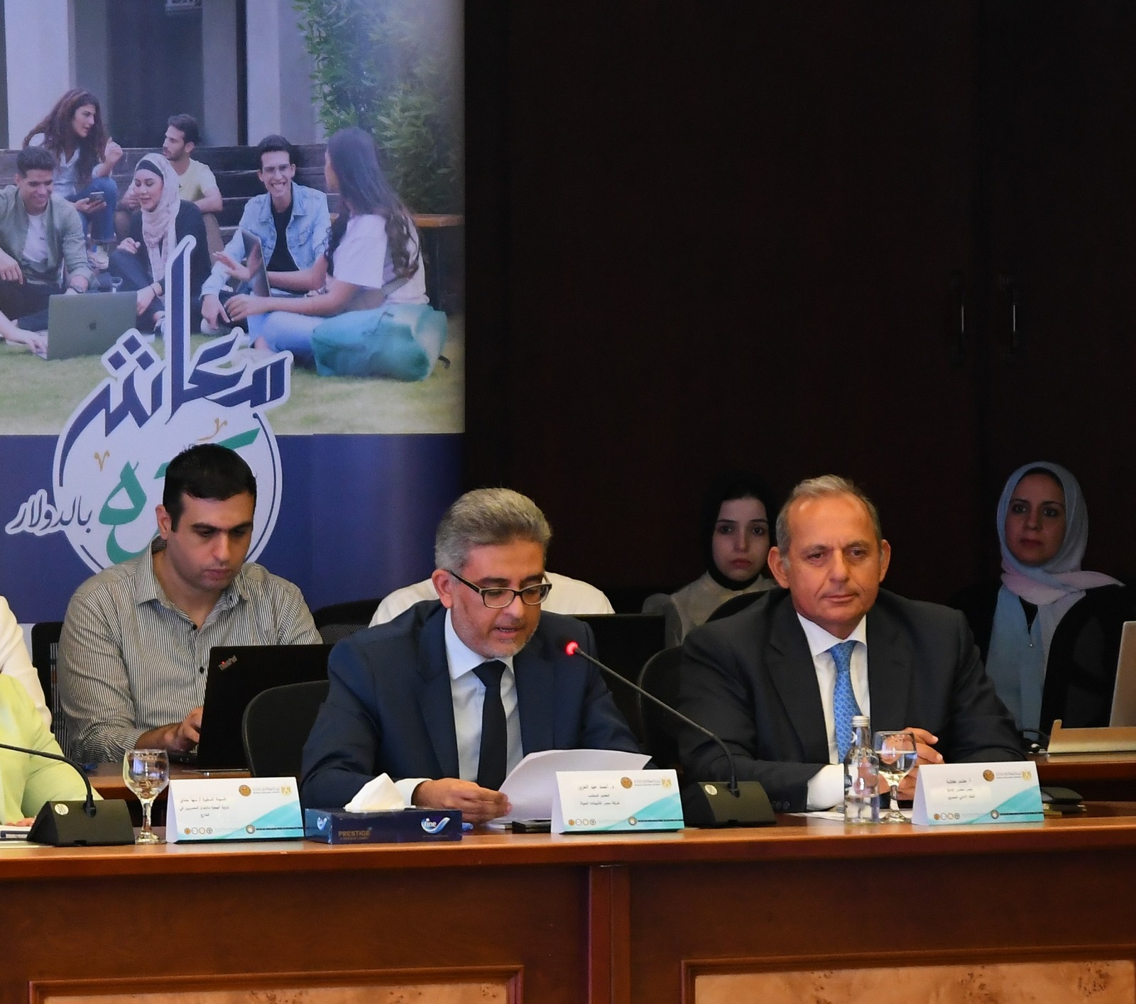 إطلاق أول وثيقة معاش بالدولار للمصريين بالخارج