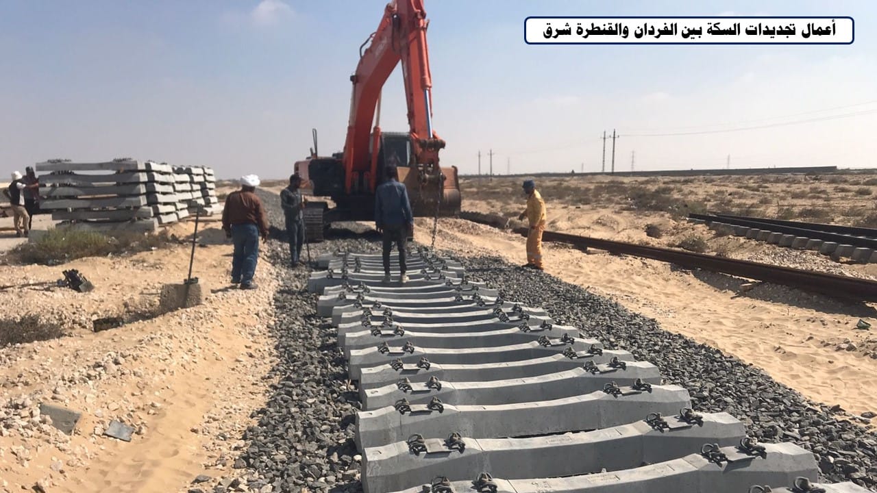 وزير النقل يتفقد مشروع إعادة تأهيل وتطوير خط السكة الحديد