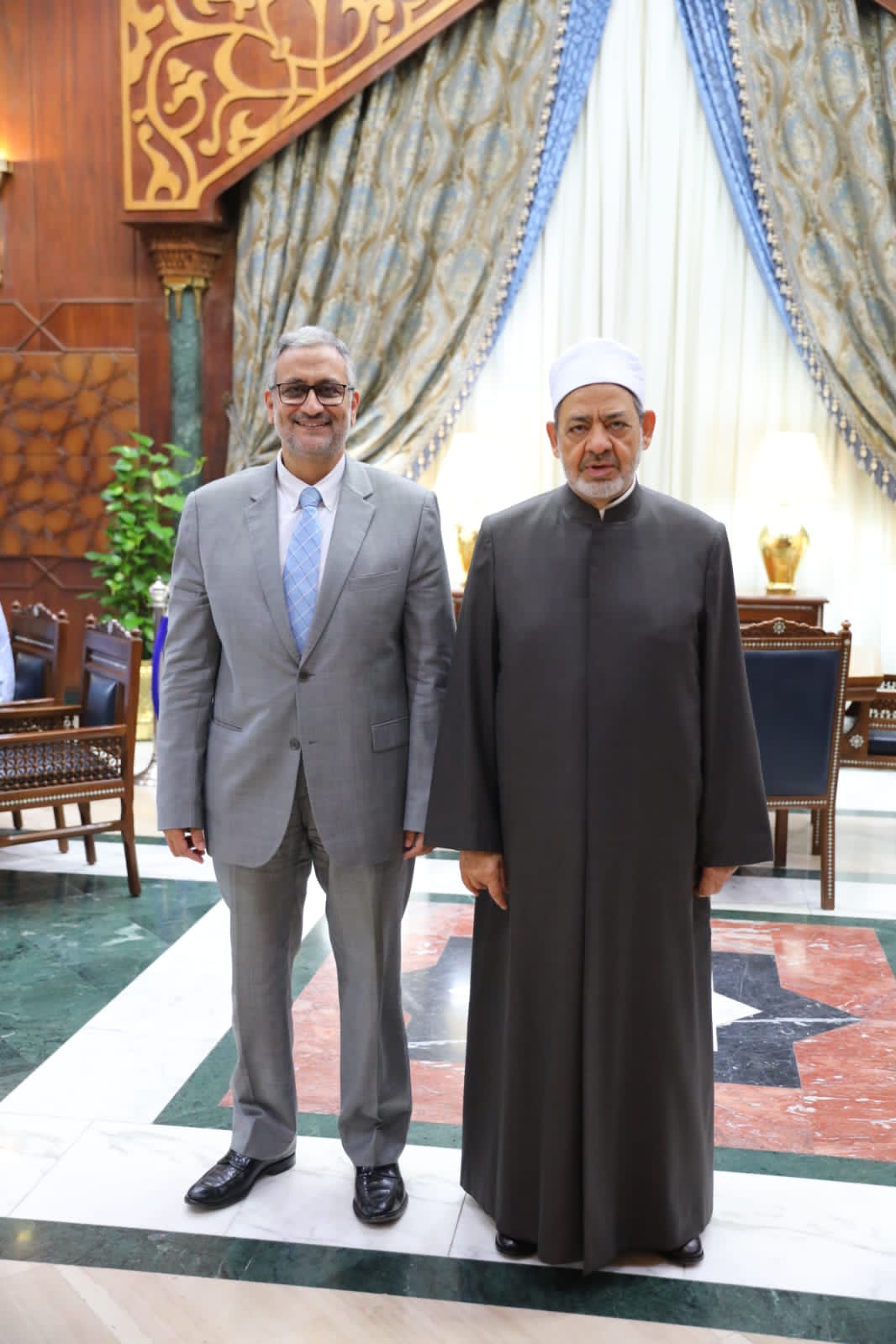 فضيلة الإمام الأكبر يلتقى الوكيل الدائم لوزارة التخطيط