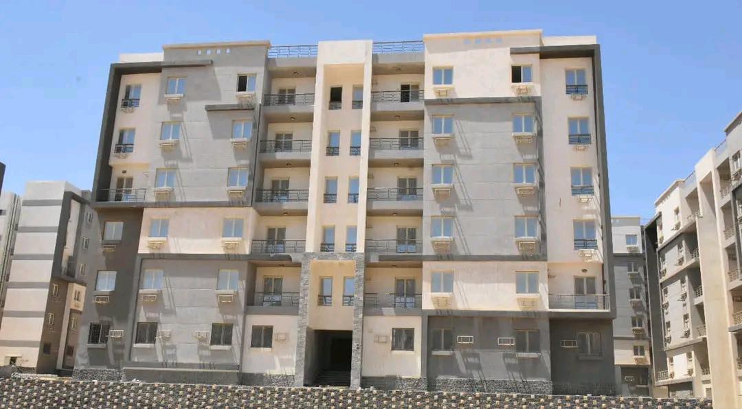 تسليم الدفعة الثانية من وحدات سكن مصر بمنطقة أرض المعارض