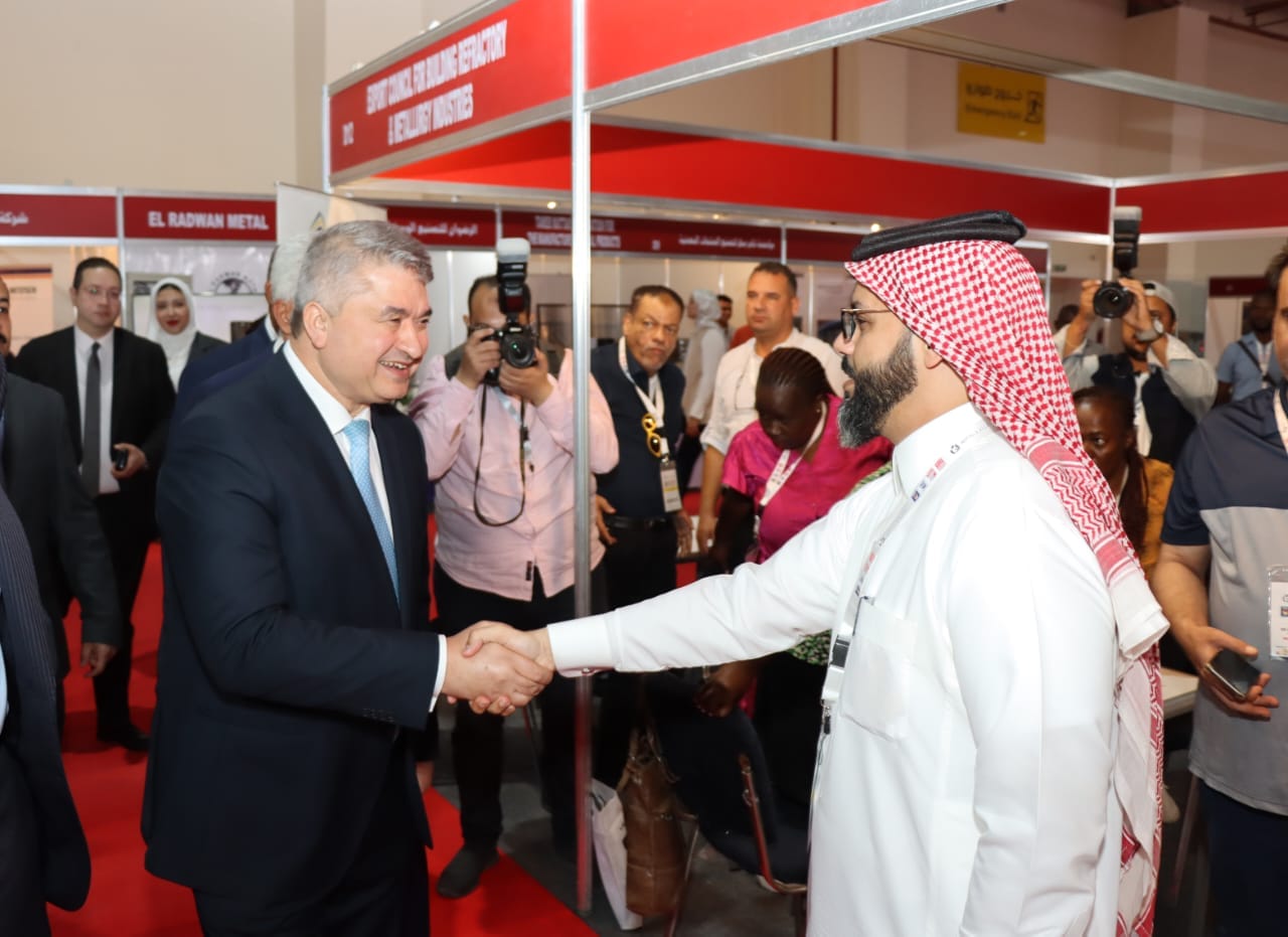 رئيس هيئة التنمية الصناعية يفتتح معرض �Metal & Steel�