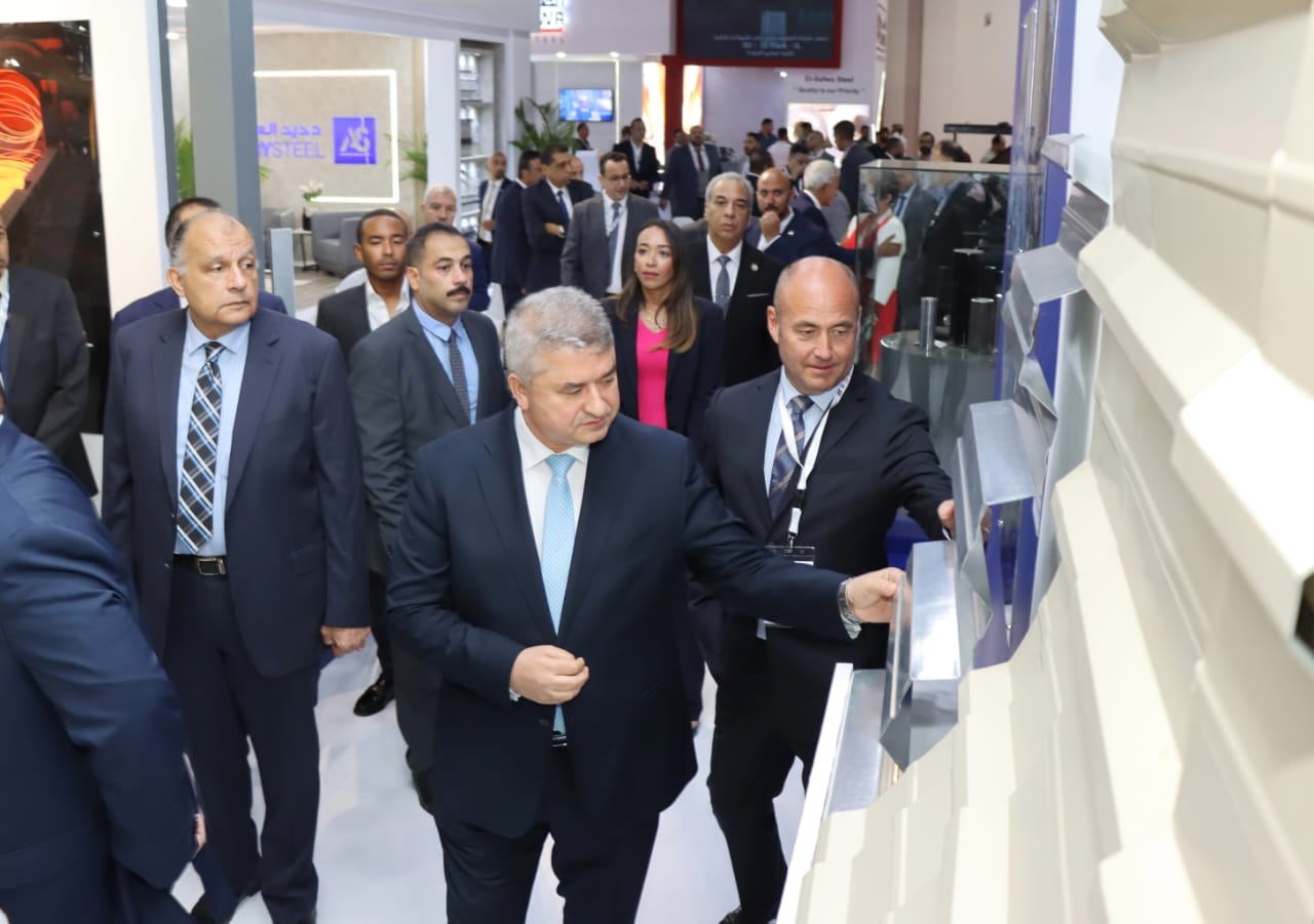 رئيس هيئة التنمية الصناعية يفتتح معرض �Metal & Steel�