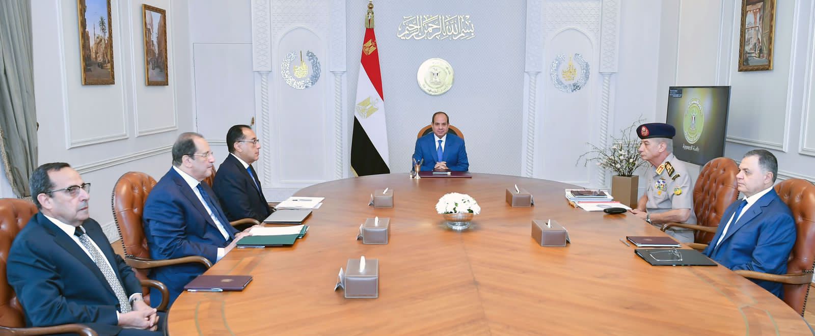 الرئيس السيسي يتابع جهود التنمية الشاملة بمحافظة شمال سيناء