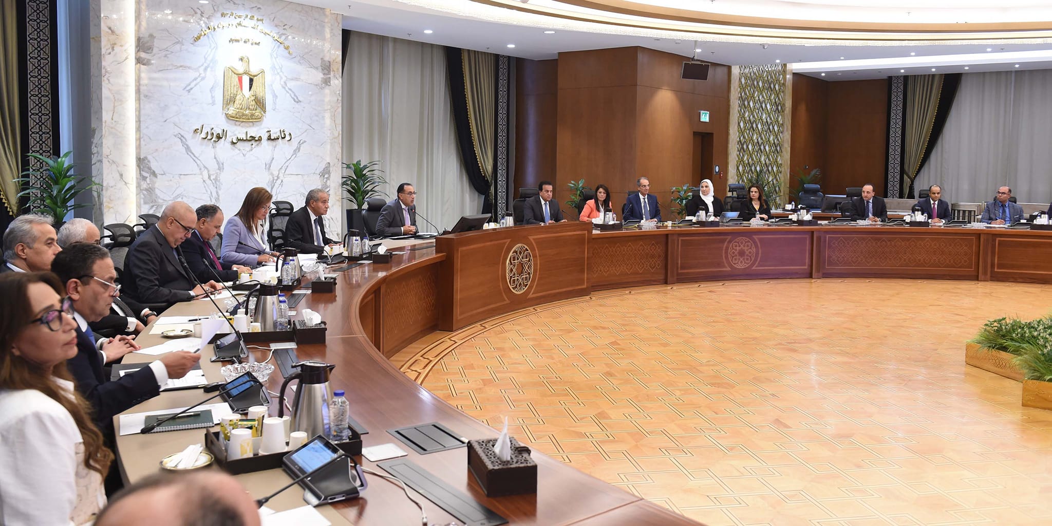 رئيس الوزراء يترأس اجتماع اللجنة الوزارية للعدالة الاجتماعية