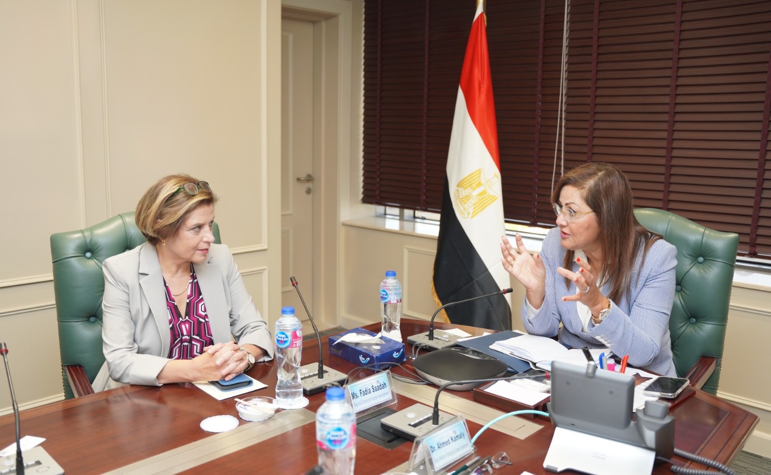 وزيرة التخطيط فى اجتماع مع وفد البنك الدولي