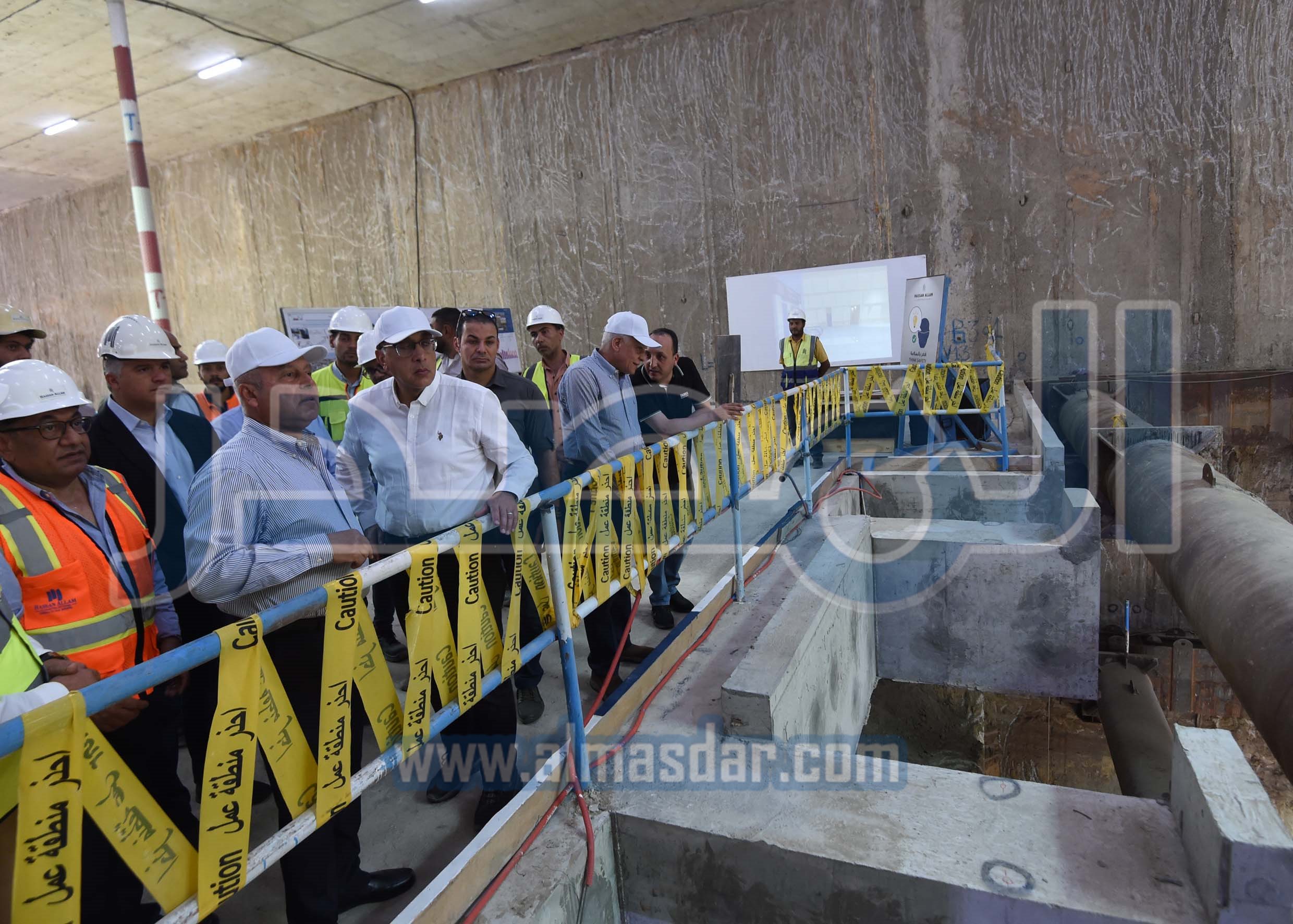 رئيس الوزراء يتفقد الخط الرابع لمترو الأنفاق