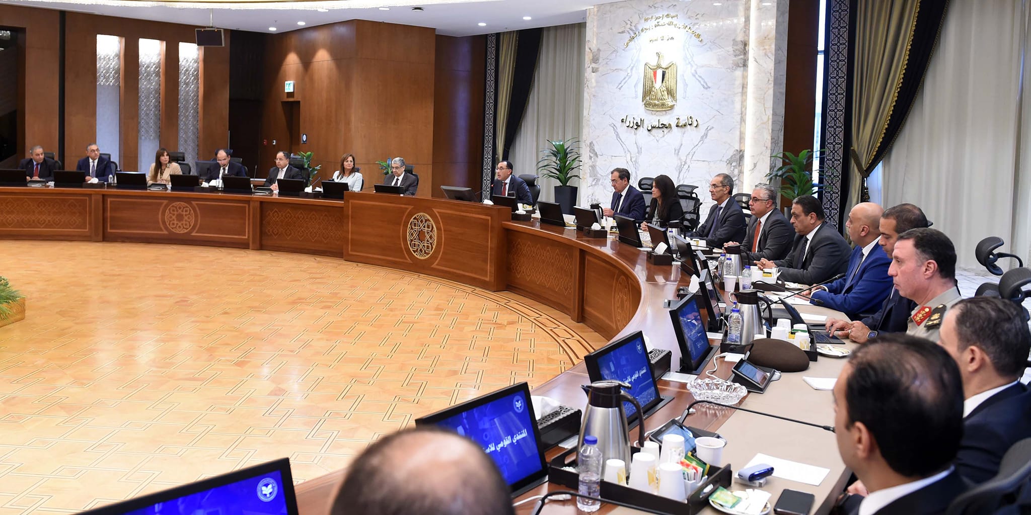 رئيس الوزراء يترأس اللجنة الوزارية العليا لتنظيم المنتدى القومي للاستثمار