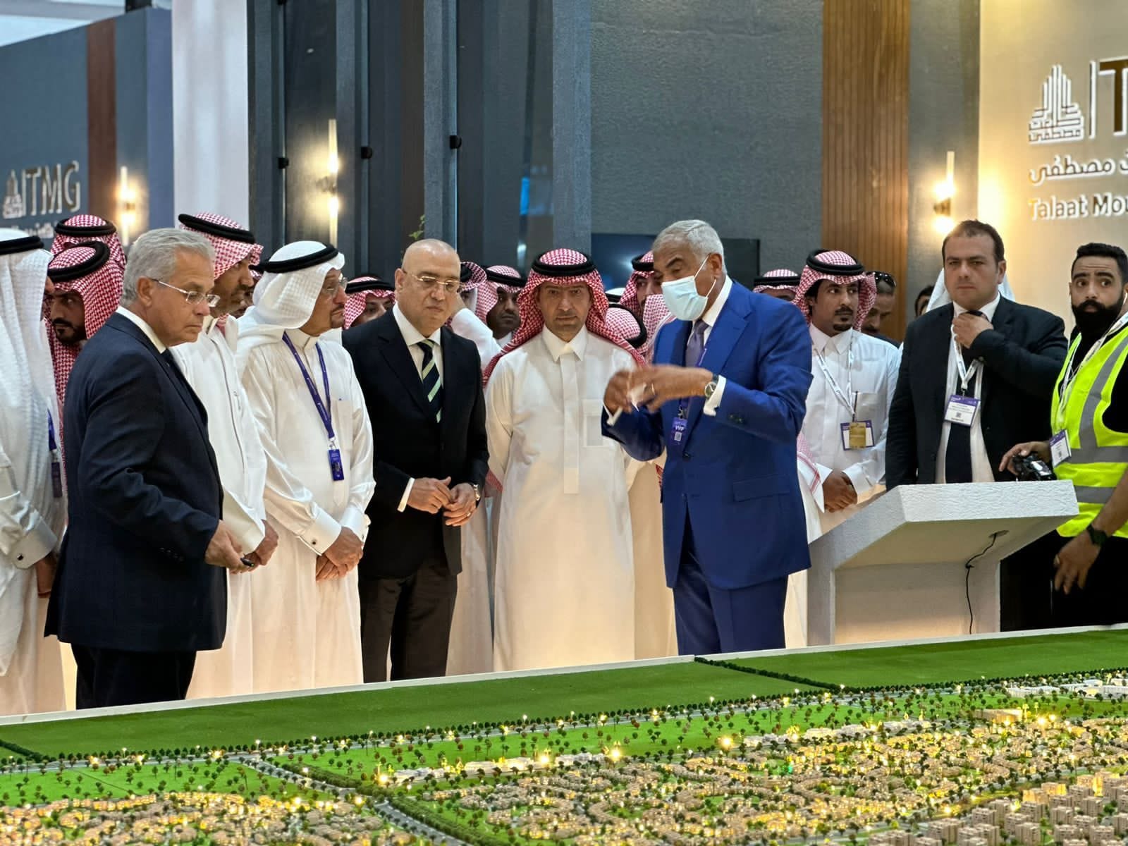وزير الإسكان يشارك فى افتتاح معرض �سيتي سكيب� بالسعودية