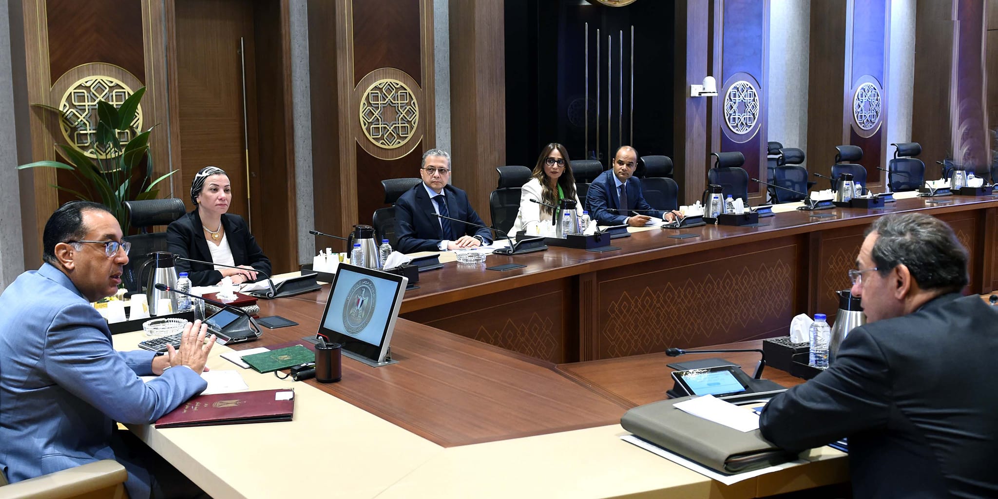 رئيس الوزراء يتابع موقف المشروعات الجديدة بمنطقة تيدا