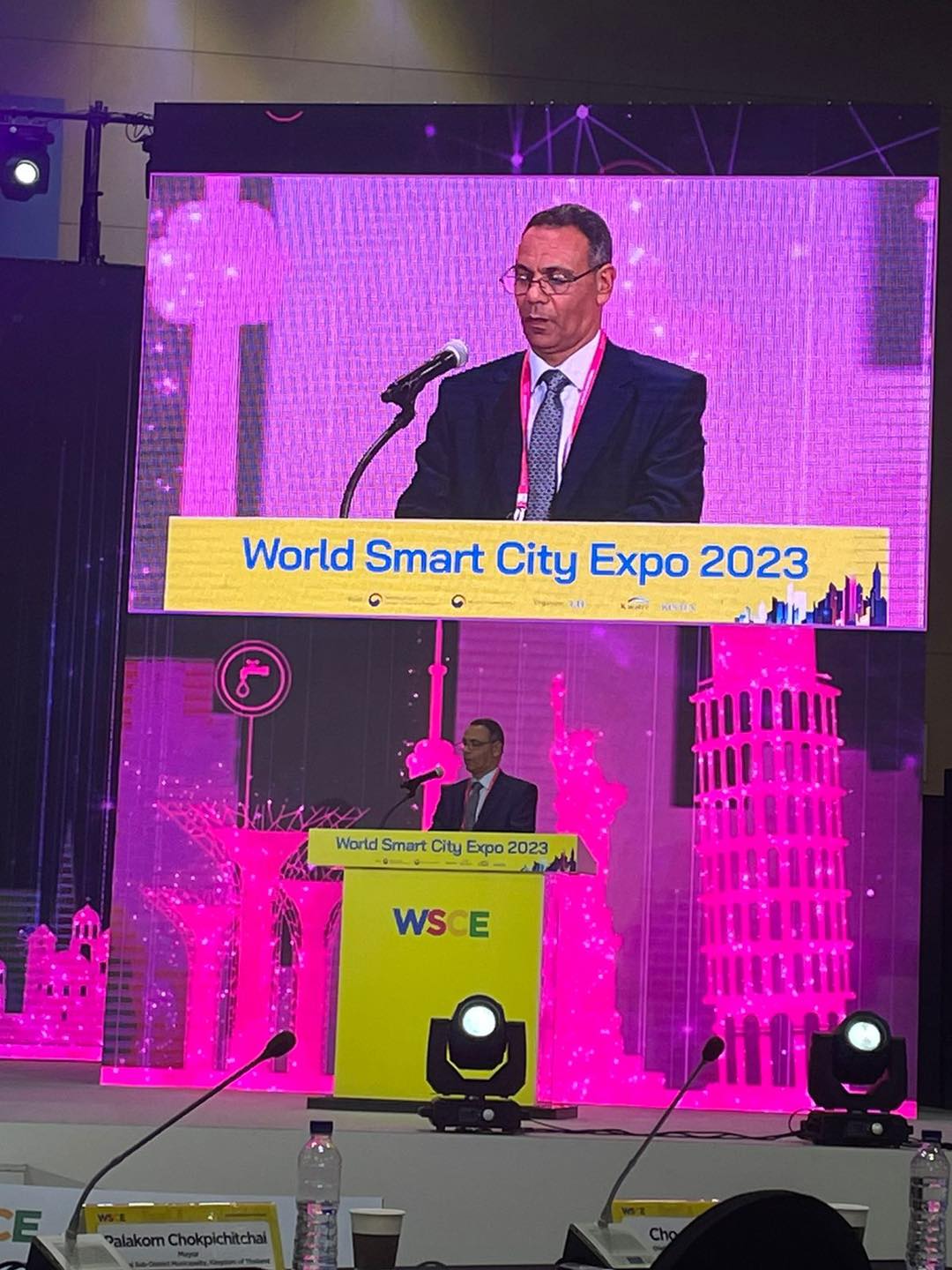 �الإسكان� تعرض التجربة المصرية في مجال المدن الجديدة