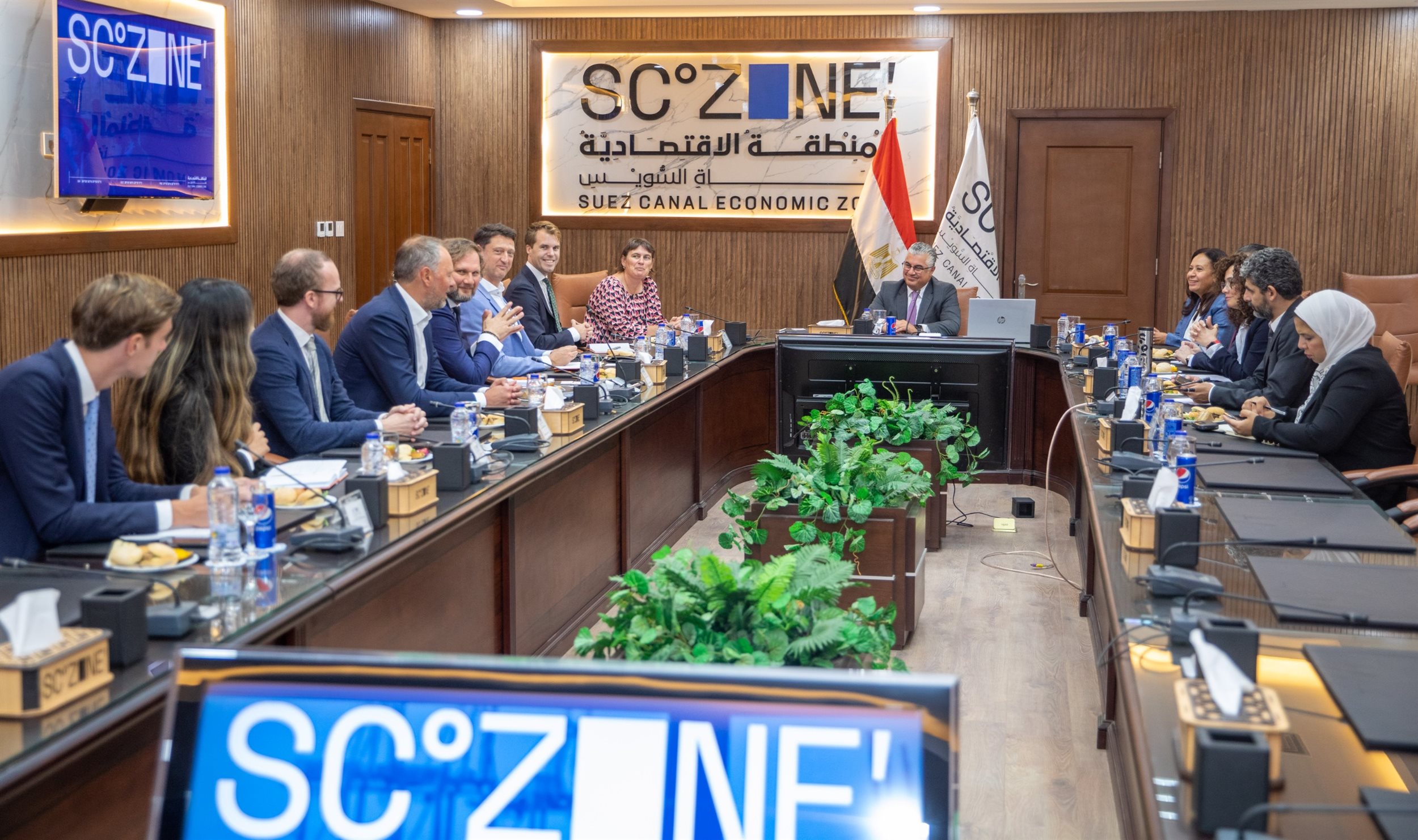 بروتوكول تعاون بين اقتصادية قناة السويس وتحالف هولندي