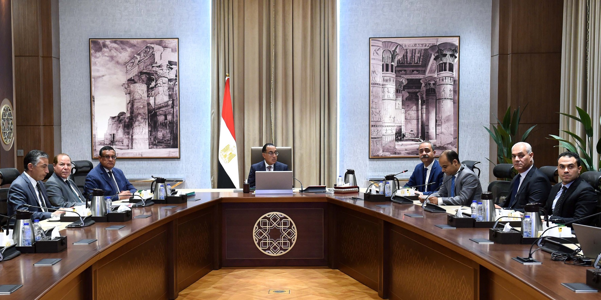 رئيس الوزراء يتابع الموقف التنفيذي لعدد من المشروعات بمحافظة الإسماعيلية