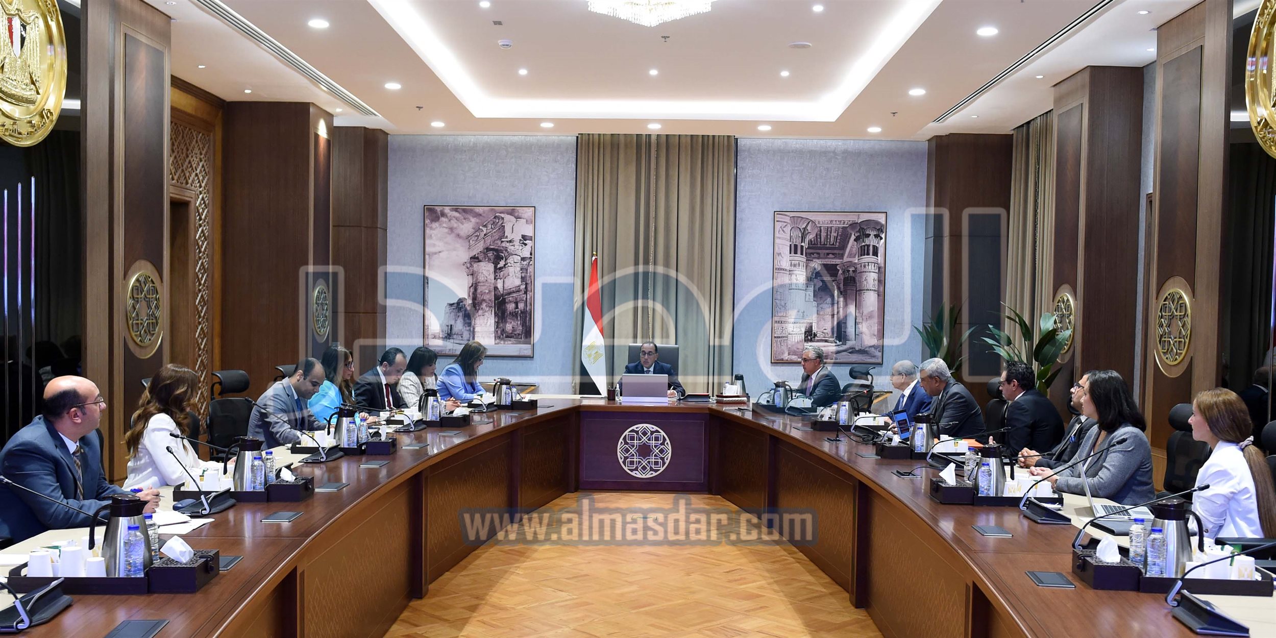 مدبولى يستعرض مشروع مجمع صناعي لإنتاج مُسطحات الصلب