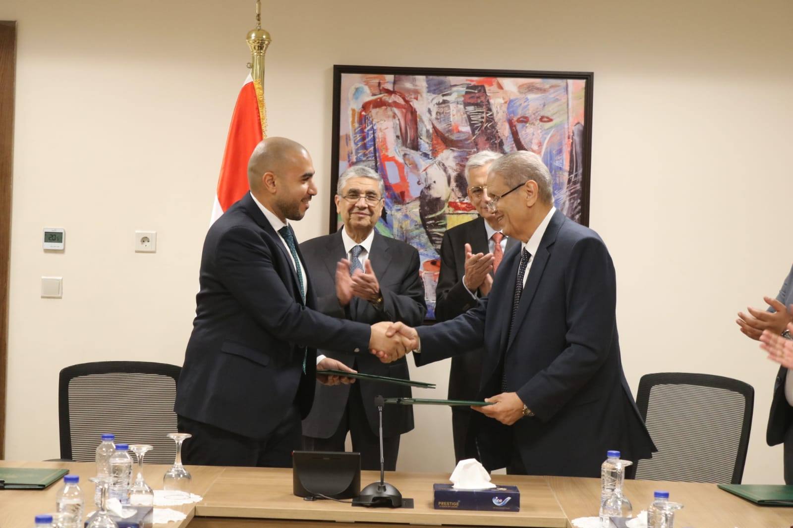 توقيع مذكرتي تفاهم بين قطاع الكهرباء وشركة EDF الفرنسية