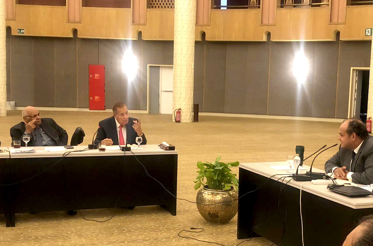 وزير التجارة والصناعة يبحث مع مجلس إدارة الاتحاد العام لجمعيات ومؤسسات المستثمرين