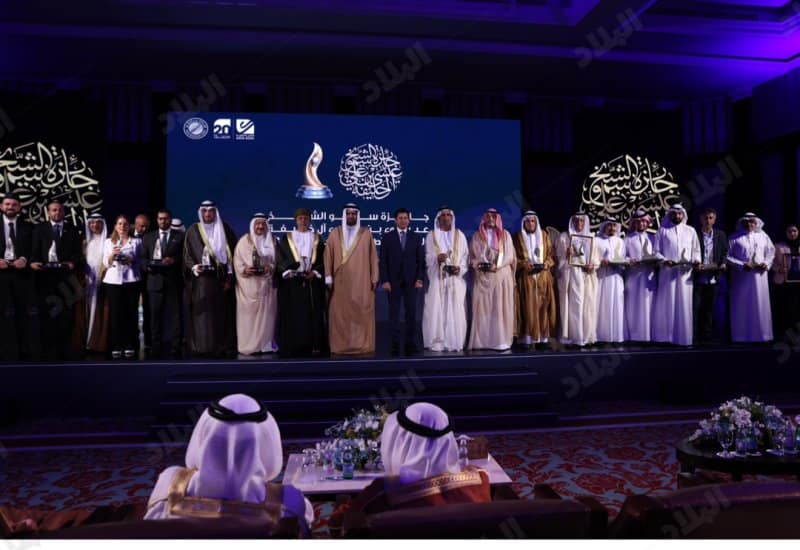 وزير الشباب والرياضة يفوز بجائزة رواد العمل التطوعي بمملكة البحرين
