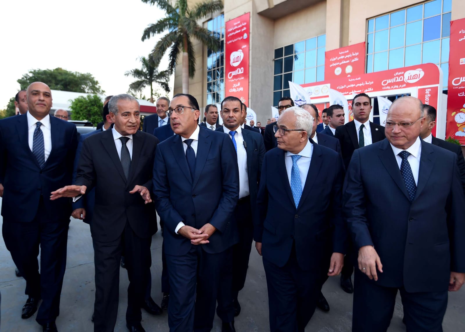 رئيس الوزراء يفتتح معرض أهلا مدارس بأرض المعارض بمدينة نصر