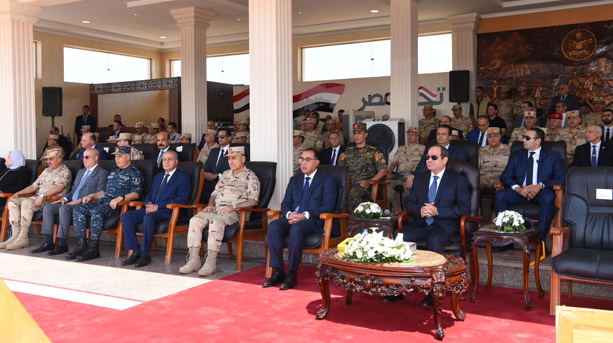 السيسي يتقدم بخالص العزاء لأسر الضحايا المصريين المتوفين