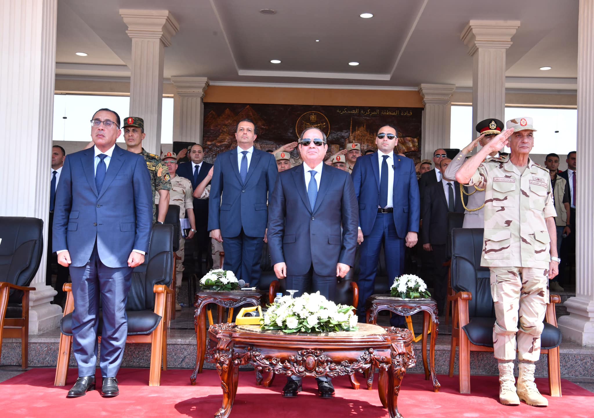 السيسي يتقدم بخالص العزاء لأسر الضحايا المصريين المتوفين