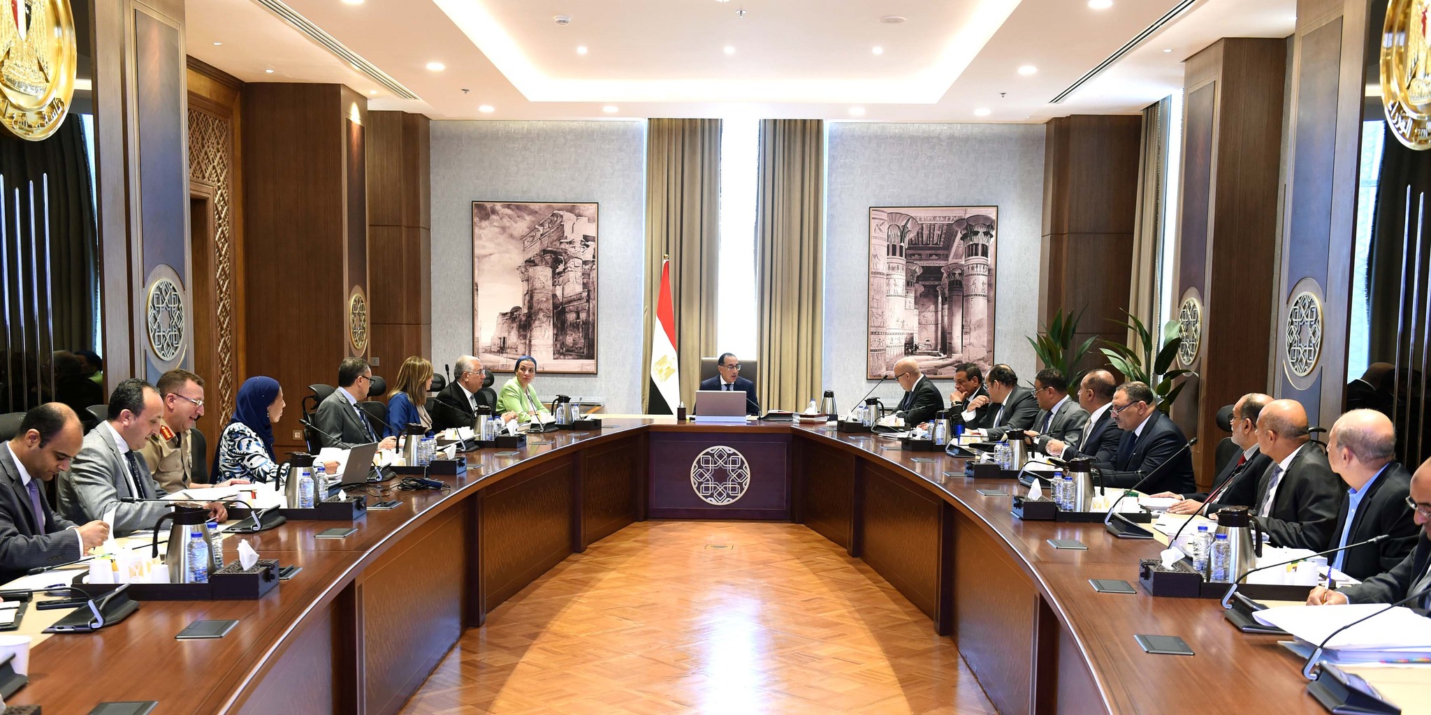 رئيس الوزراء يترأس اجتماع المجلس الأعلى للتخطيط والتنمية العمرانية