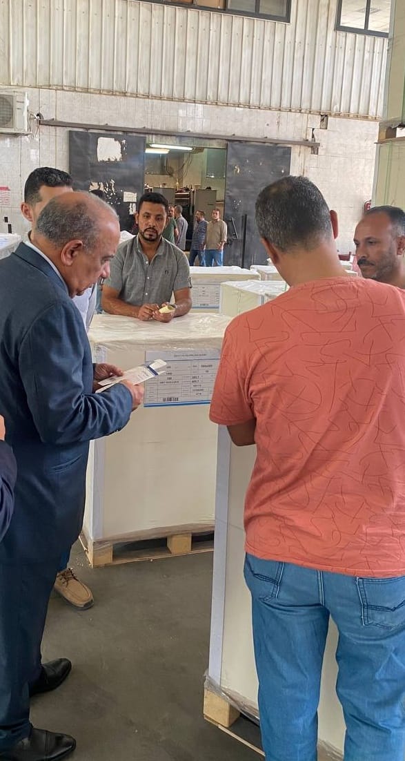 وزير قطاع الأعمال العام يتفقد مصانع شركة العبوات والمستلزمات الطبية