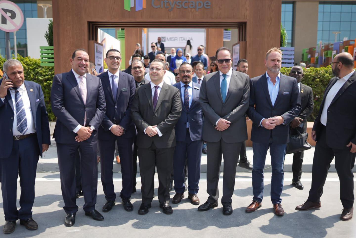 معاون وزير الإسكان يفتتح معرض سيتي سكيب