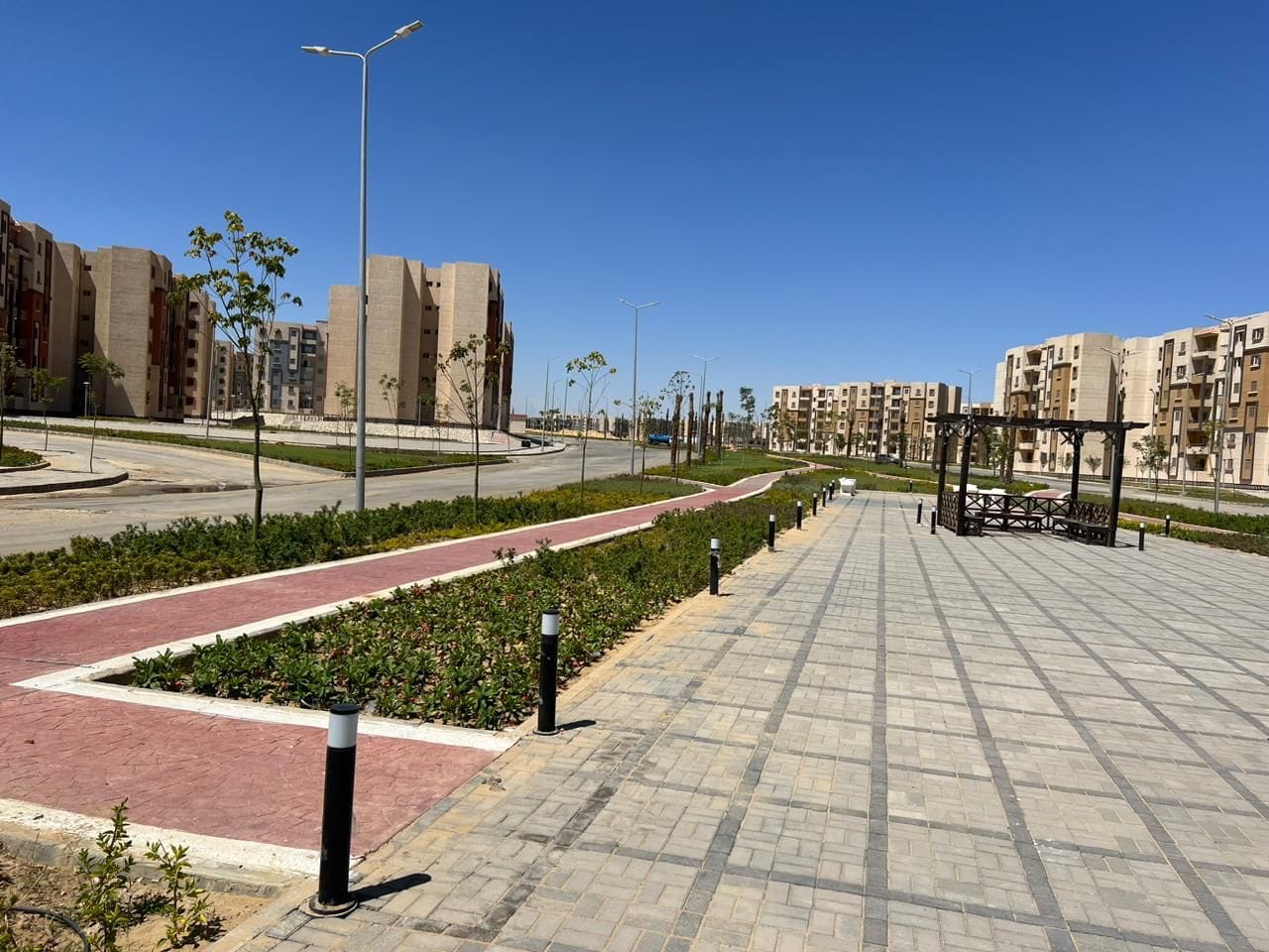 وزير الإسكان يُتابع موقف وحدات المبادرة الرئاسية سكن كل المصريين