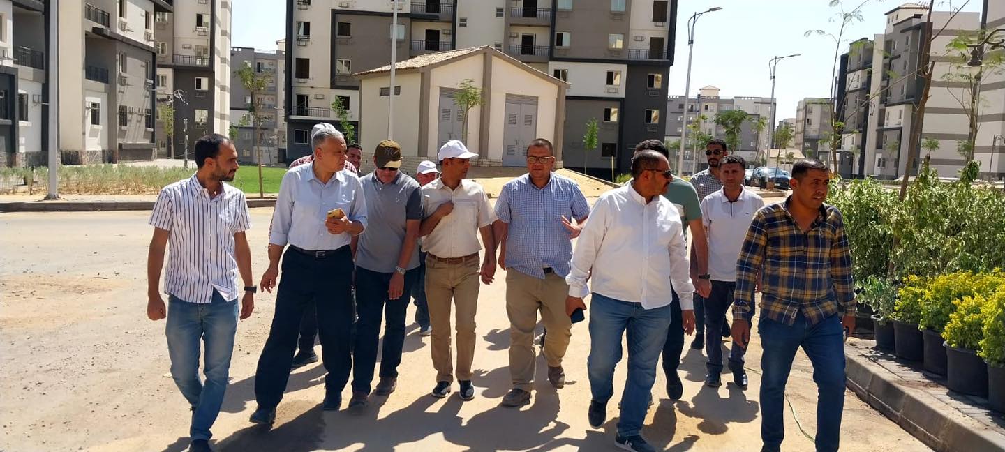 وزير الاسكان يتابع الموقف التنفيذى للمرحلة الثانية من سكن موظفى العاصمة الإدارية