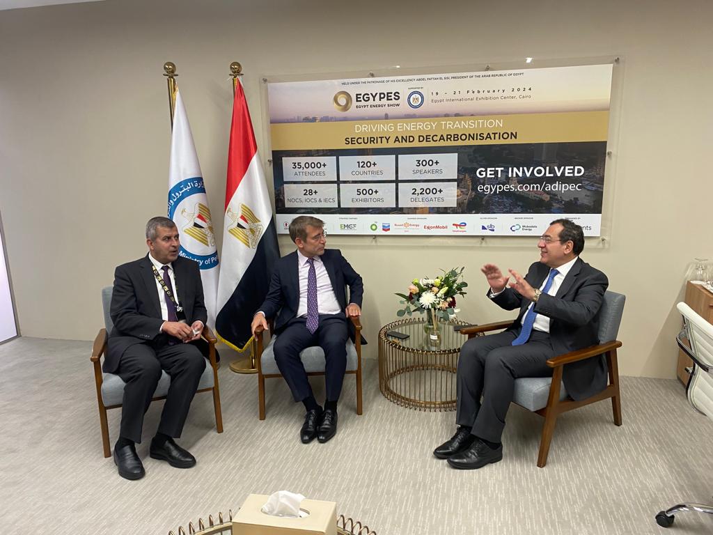 المهندس طارق الملا ووزيرا الطاقة الأردنى واللبنانى