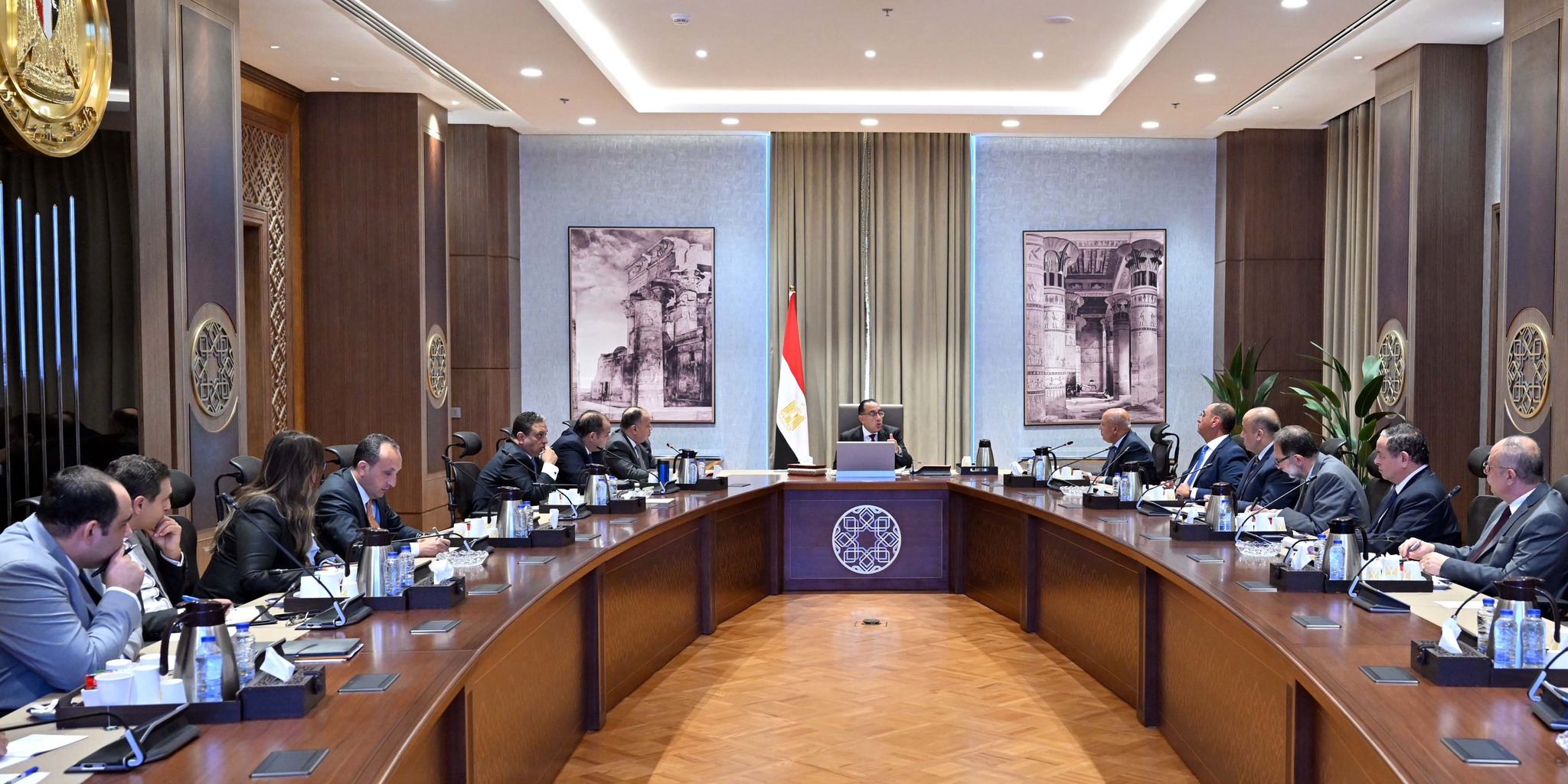 رئيس الوزراء يتابع جهود تبسيط إجراءات الإفراج الجمركي
