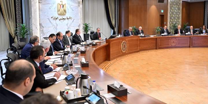 الحكومة والصناع والتجار يتوافقون على مبادرة لخفض أسعار السلع