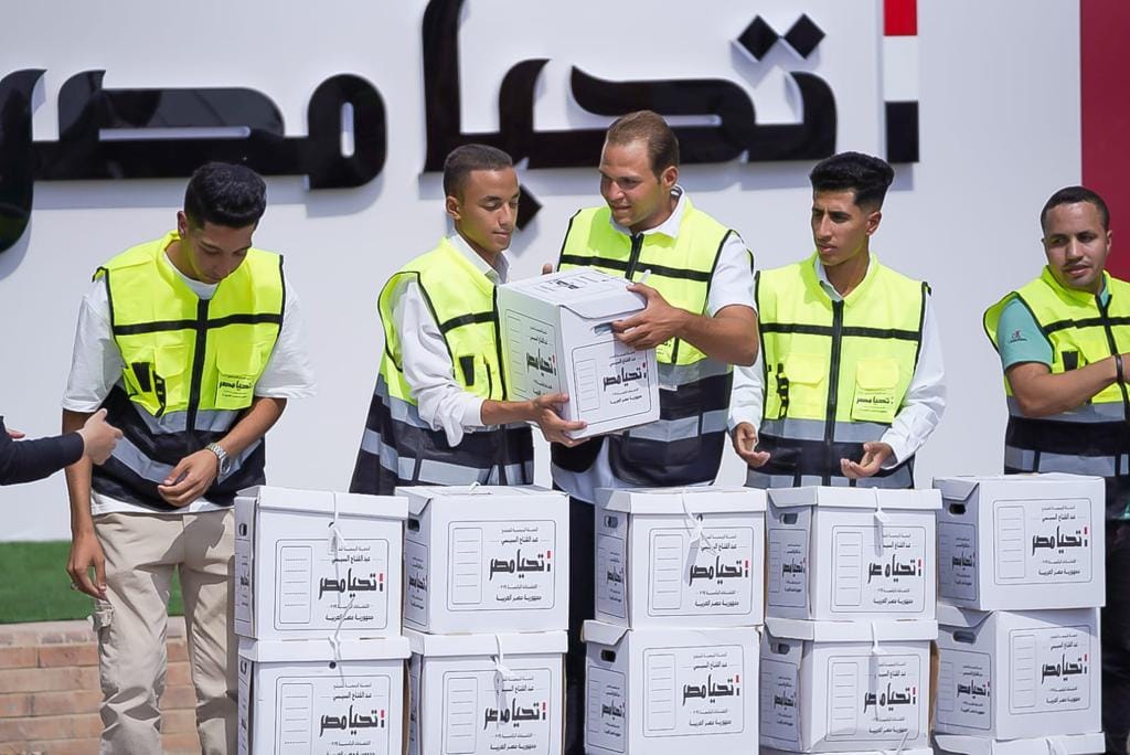 وكيل المرشح الرئاسي يقدم أوراق ترشحه للهيئة الوطنية