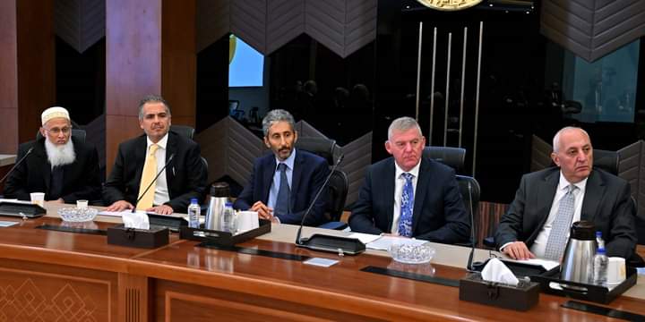 الحكومة والصناع والتجار يتوافقون على مبادرة لخفض أسعار السلع
