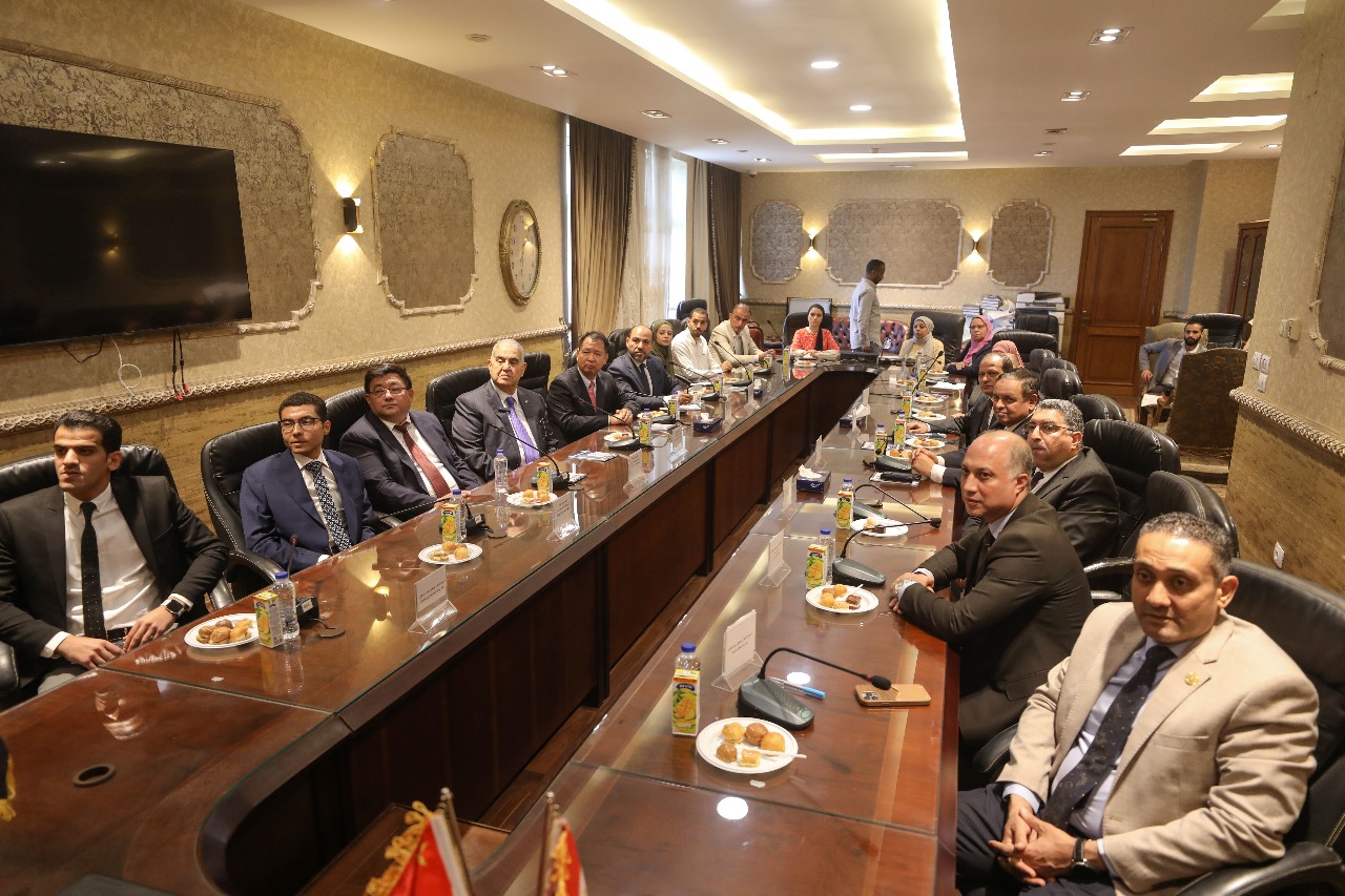 مؤسسة رجال الأعمال المصريين الصينيين ومصلحة الجمارك المصرية