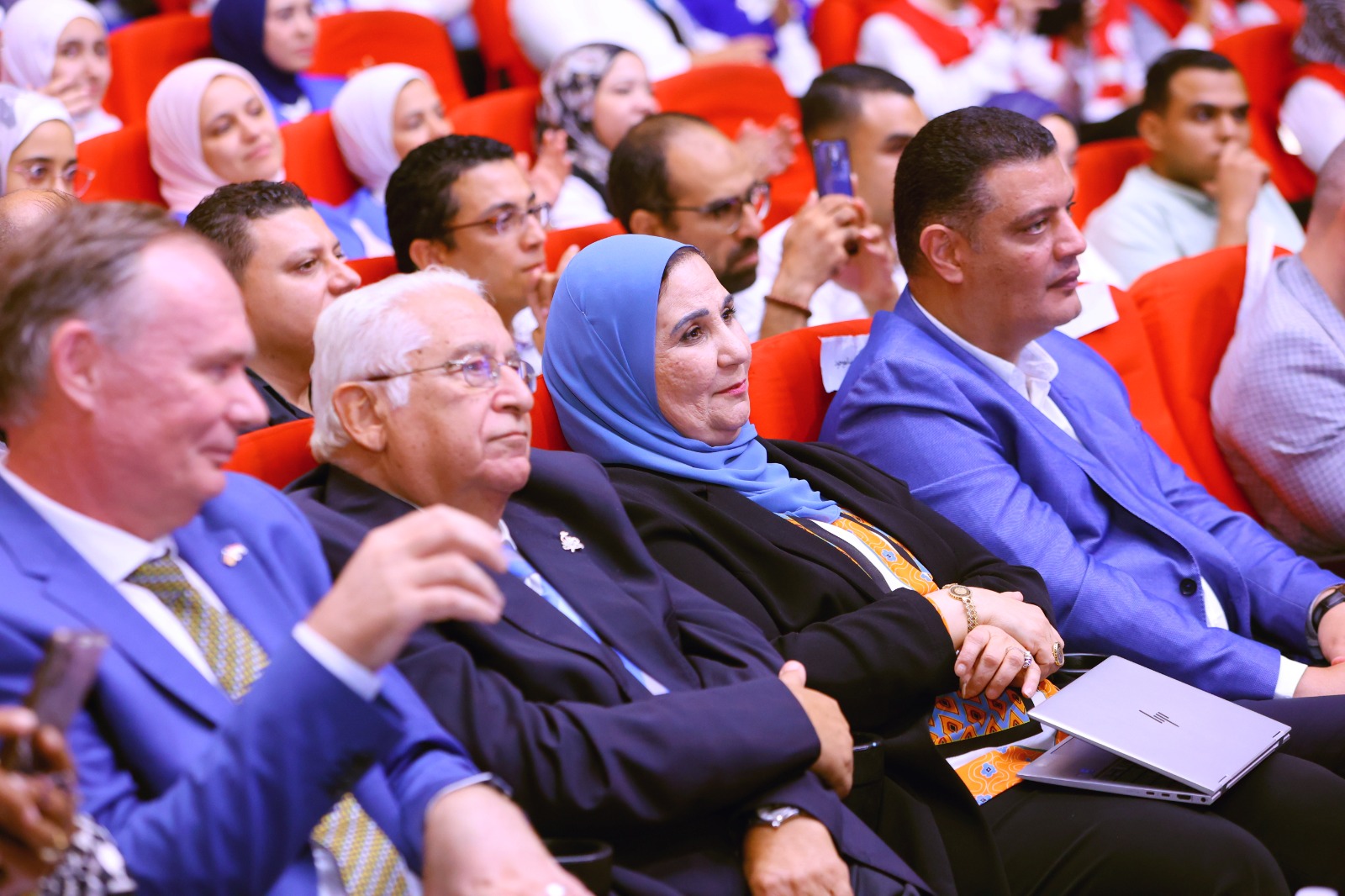 القباج توقع وثيقة انطلاق مبادرة وزارة التضامن
