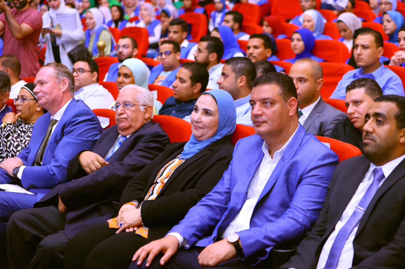 القباج توقع وثيقة انطلاق مبادرة وزارة التضامن