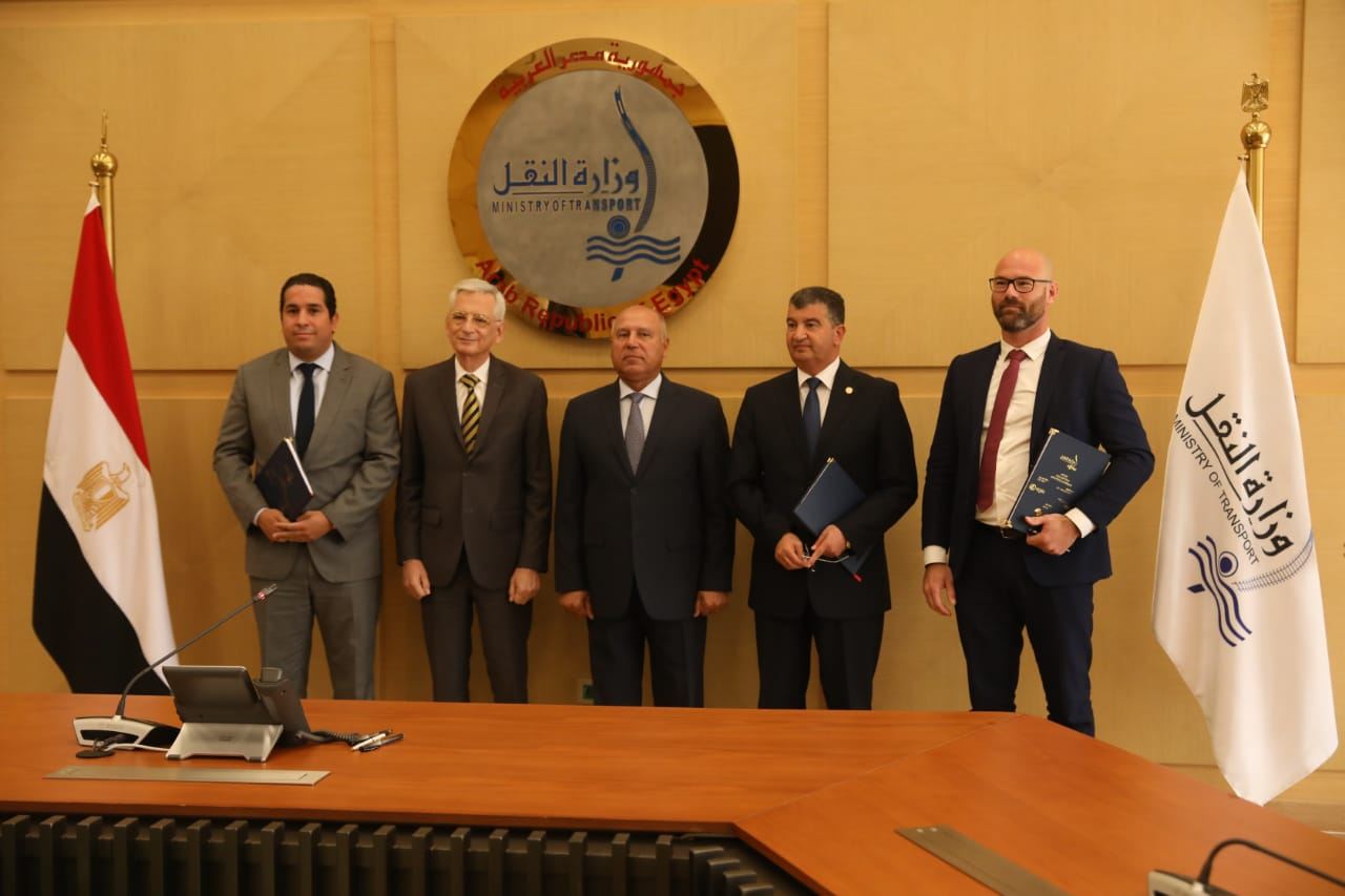 بحث تدعيم التعاون بين الجانبين مصر وفرنسا