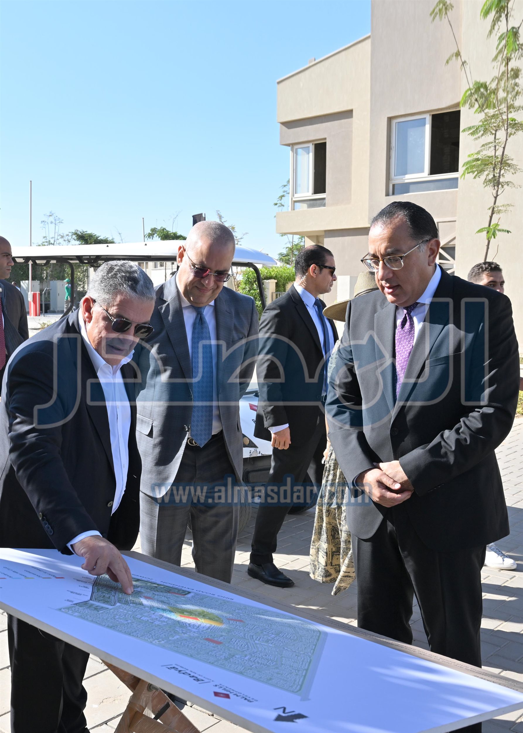 رئيس الوزراء يتفقد مشروع �مدينة باديا� بأكتوبر الجديدة